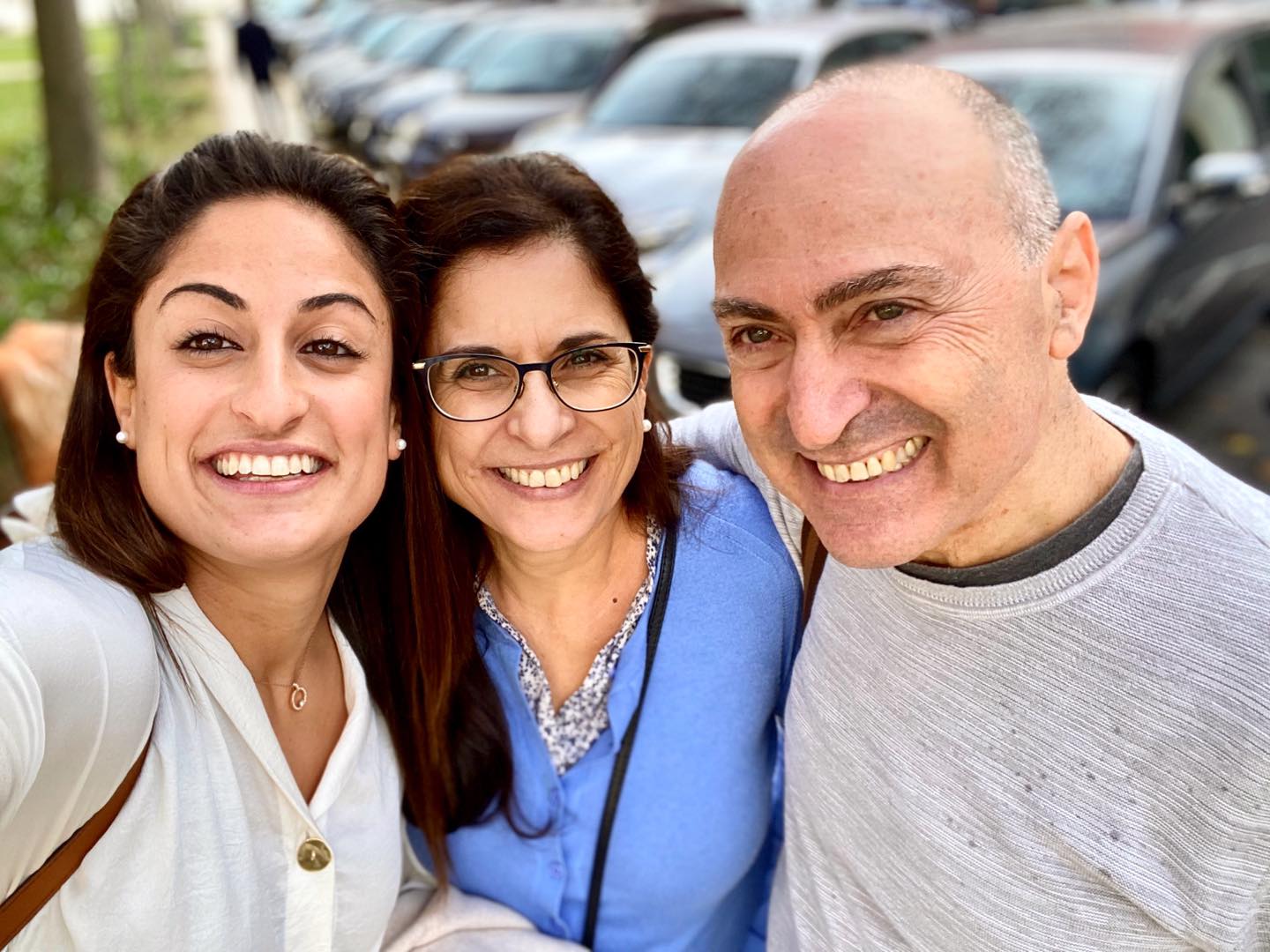 1ירדן ג'רבי עם אמה ואביה