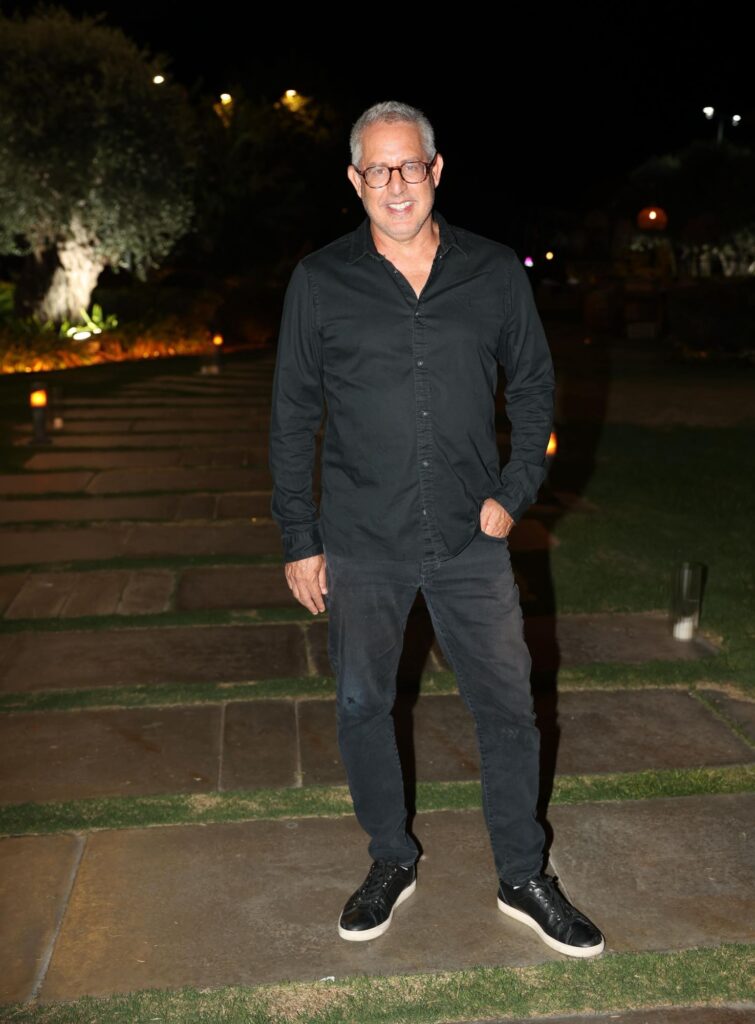16יואב צפיר