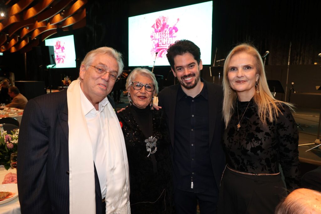 8מיקי דהב להב שני שרה סלע ואהרון פרנקל